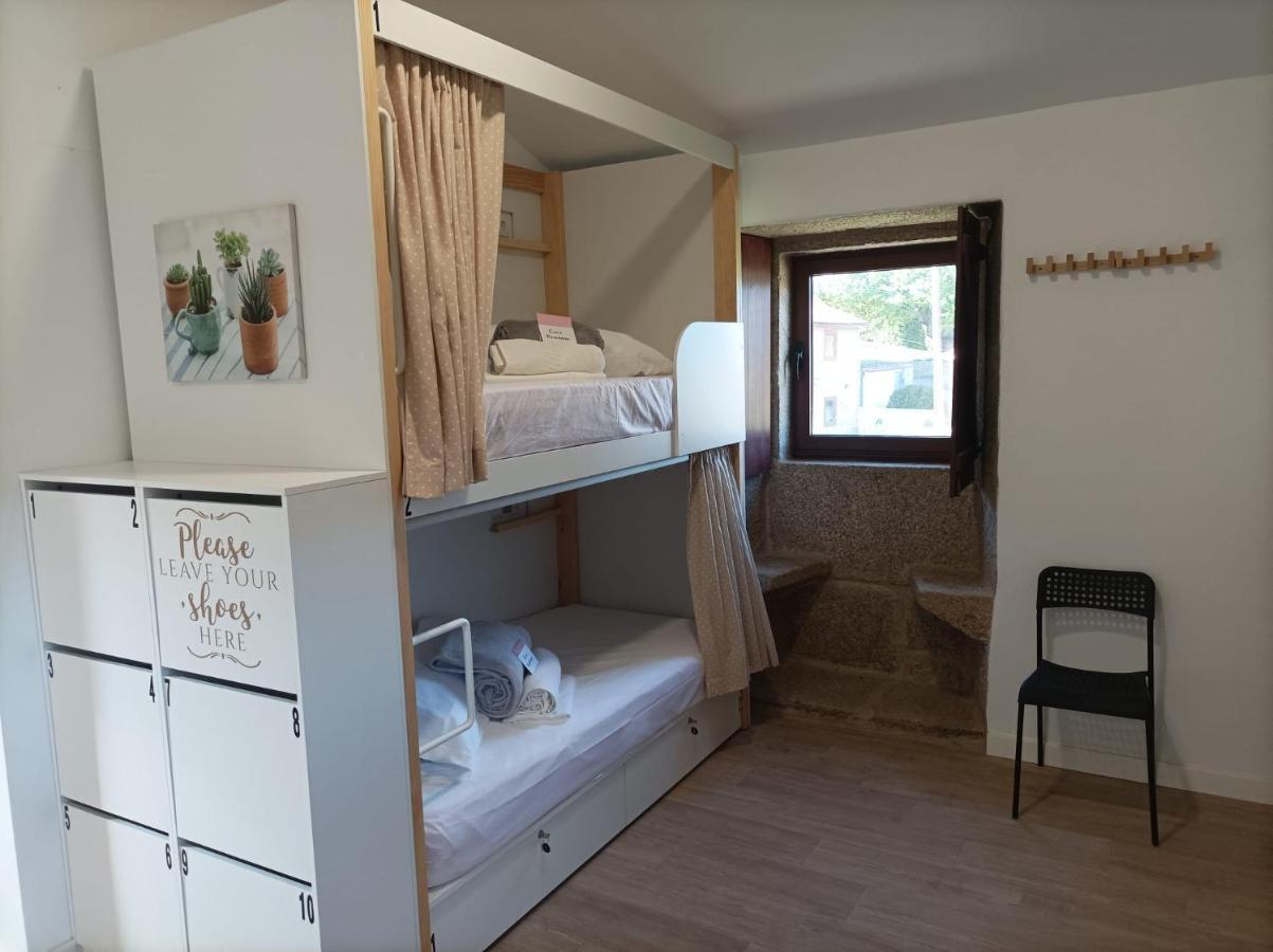Albergue Aldea Da Pedreira Teo Exteriér fotografie